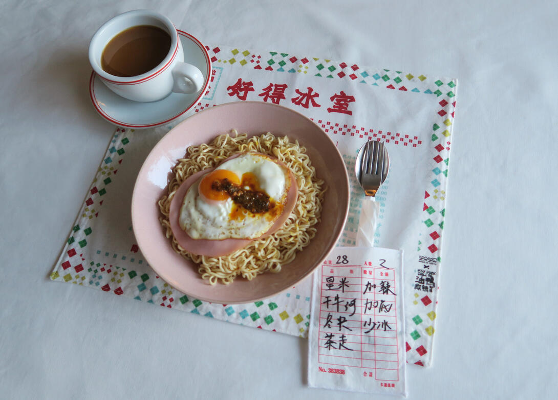 Through Cultural Connect Art Trade program, featured Urban Poet MOMOZAZA JP is now able to reach the North American market through collaborating with Canada-based retail business Holy Duck Chili.