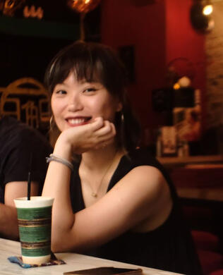 Dorothy Tsang @holyduckchili , Graphic Designer (Hong Kong SAR)