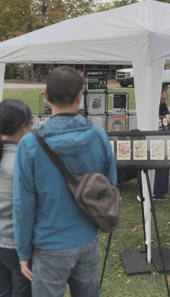 Courtesy to Hong Kong illustrator Drawmud and other featured Urban Poets for their contribution.